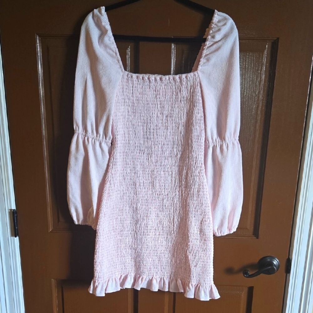 Gianni Bini-Pink/white long sleeved square neck fitted dress Sz S